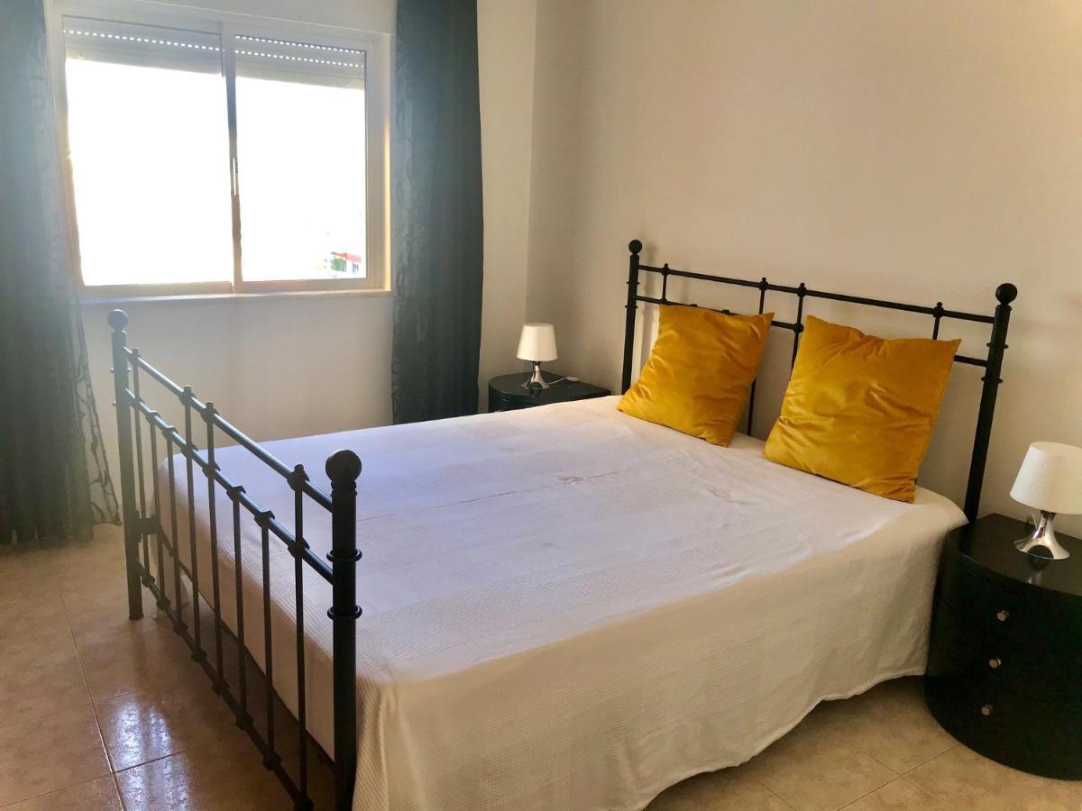 Apartamento Millenium Vista Mar- 2 Passos Da Praia Quarteira Eksteriør bilde