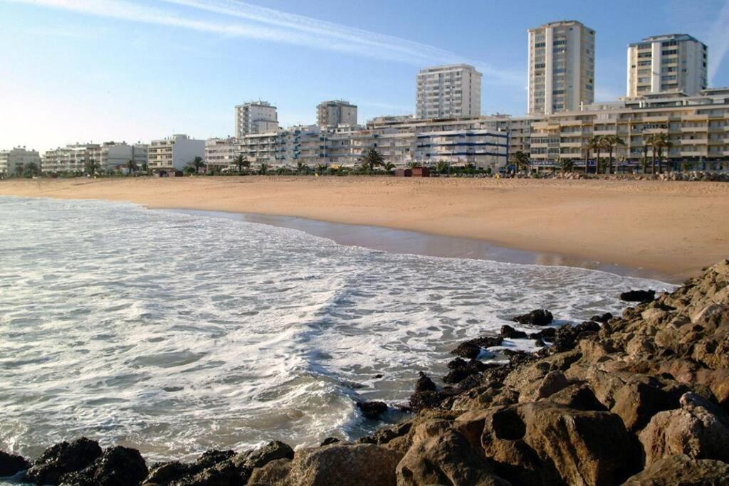 Apartamento Millenium Vista Mar- 2 Passos Da Praia Quarteira Eksteriør bilde