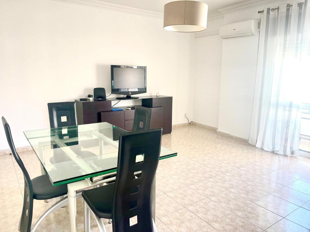 Apartamento Millenium Vista Mar- 2 Passos Da Praia Quarteira Eksteriør bilde