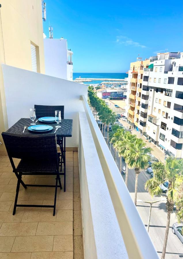 Apartamento Millenium Vista Mar- 2 Passos Da Praia Quarteira Eksteriør bilde