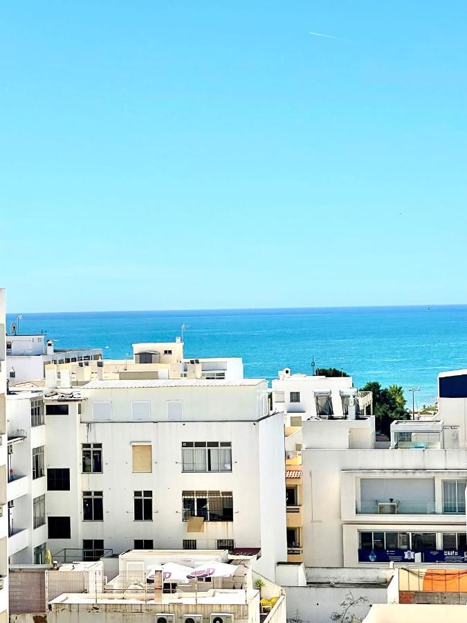 Apartamento Millenium Vista Mar- 2 Passos Da Praia Quarteira Eksteriør bilde