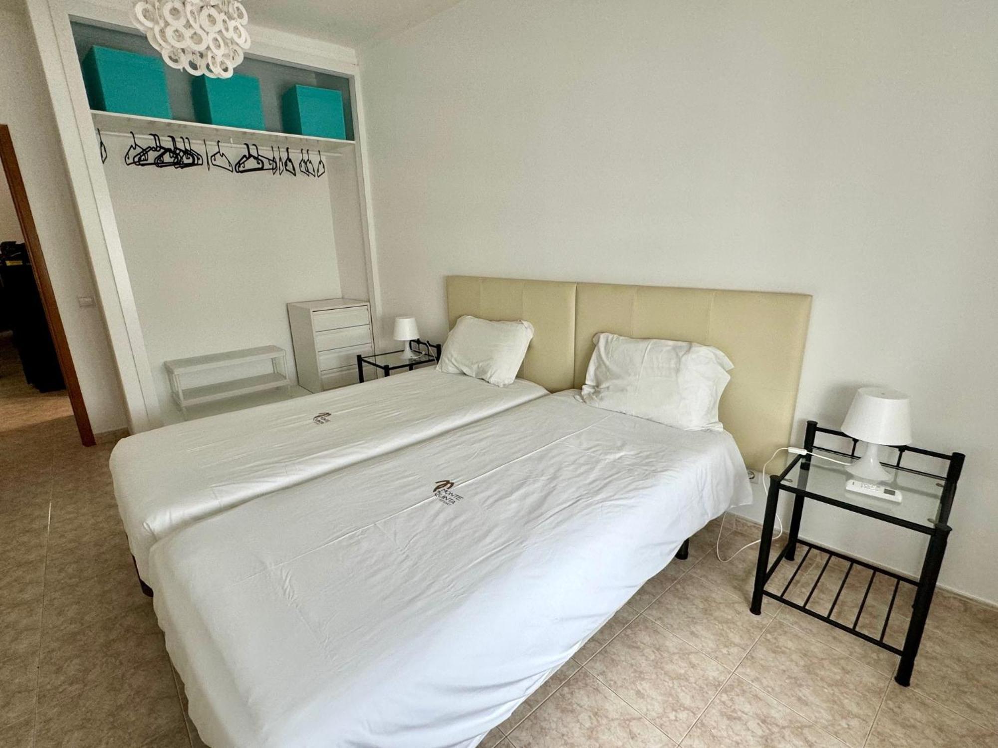 Apartamento Millenium Vista Mar- 2 Passos Da Praia Quarteira Eksteriør bilde